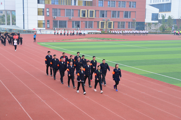 “团结拼搏,打造百年新华” 临沂新华二〇一八年春季田径运动会隆重举行 第 24 张 “团结拼搏,打造百年新华” 临沂新华二〇一八年春季田径运动会隆重举行 第 24 张